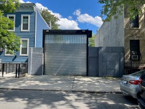194 Moffat St, Brooklyn: 3,200 SF Vacant Land For Lease