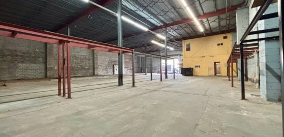 88 Harrison Place, East Williamsburg: 7,500 SF Warehouse for Lease