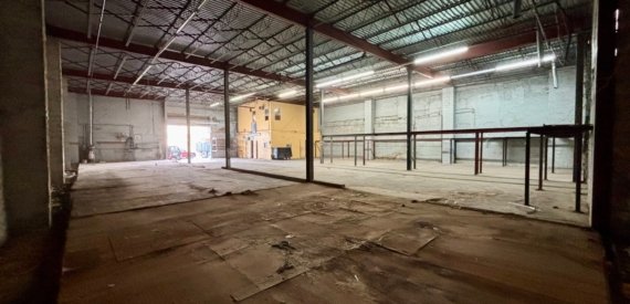 88 Harrison Place, East Williamsburg: 7,500 SF Warehouse for Lease