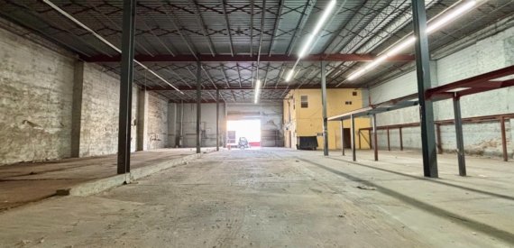 88 Harrison Place, East Williamsburg: 7,500 SF Warehouse for Lease