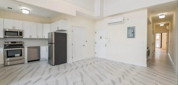 Premier 5-unit Building For Sale in Gravesend