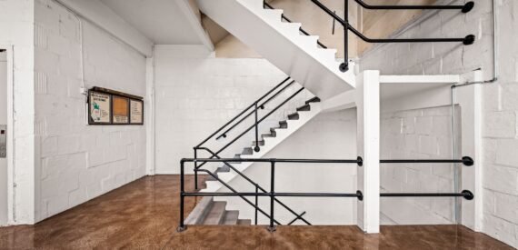 25,000 SF – 6th Floor Warehouse