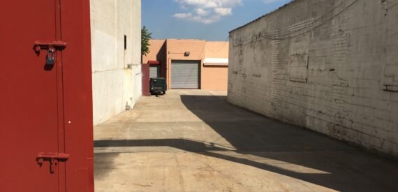 8,000 SF Warehouse + 2,000 SF Vacant Land, West Farms, Bronx