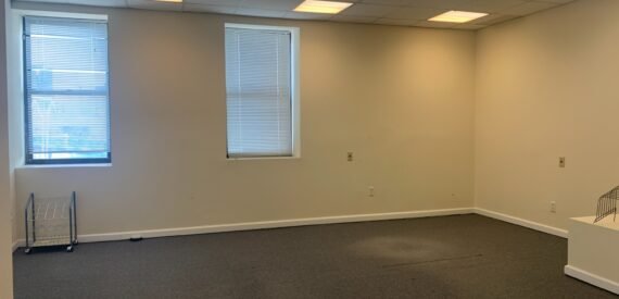 8,000 SF Warehouse + 2,000 SF Vacant Land, West Farms, Bronx