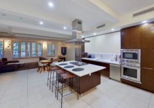 STUNNING LOFT -2BR/2BA – NOHO