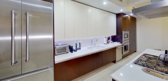 STUNNING LOFT -2BR/2BA – NOHO