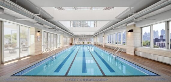 Long Island City/ Massive One bed/ building features a pool