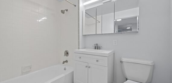One Bed/Clinton Boutique Luxury Building