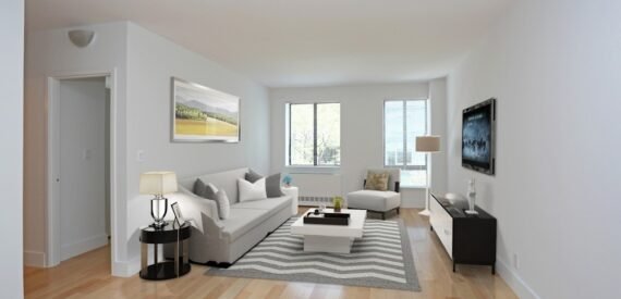 NO FEE! MASSIVE DUPLEX! Two Entrances to Unit- 1BR (Flex 2)