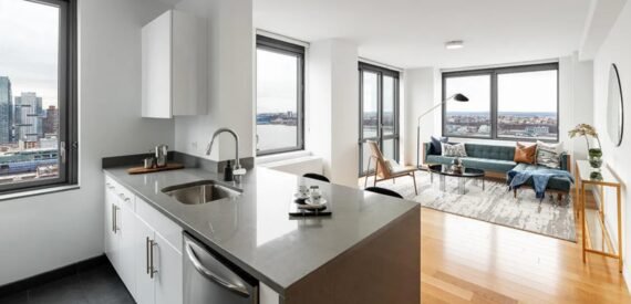 Flex 3 bed room/ Columbus Circle/