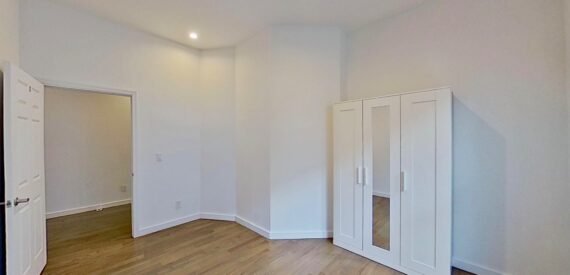 BRIGHT &amp; BEAUTIFUL -5BR /2BA – W&amp;D -City College