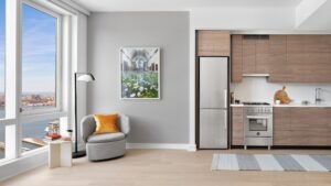 NO FEE! Renovated Studio In a Luxury Highrise!