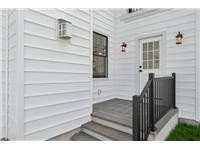 Single Family House in Glen Cove, NY