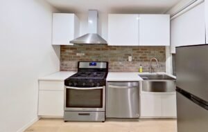 EXCELENT 1BR /1BA – PRIME WILLIAMSBURG