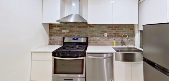 EXCELENT 1BR /1BA – PRIME WILLIAMSBURG