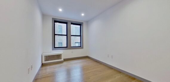 FABULOUS 4BR /2BA – W&amp;D -HEIGHTS