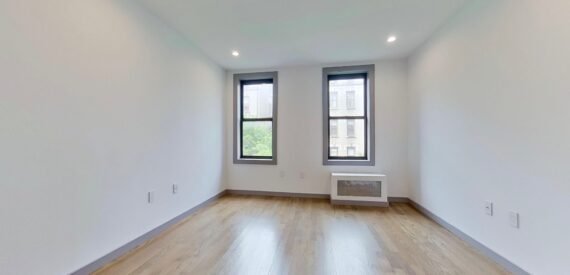 FABULOUS 4BR /2BA – W&amp;D -HEIGHTS