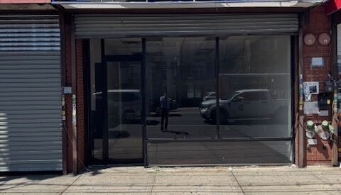 2451D East Tremont Vanilla Box Retail