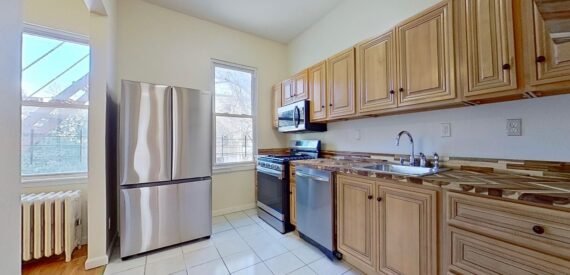 NEWLY RENOVATED HUGE -3BR/1BA – BUSHWICK