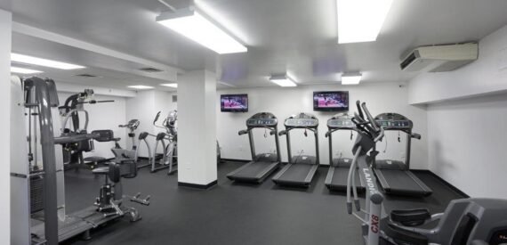 NO FEE! VERY LARGE 1BR (FLEX 2) Kips Bay!