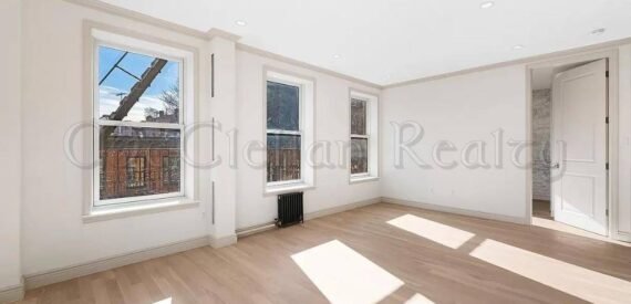 Gut Renovated Large 6 Bedroom Duplex w/ 4 Full Bathrooms and Washer (Greenwich Village)