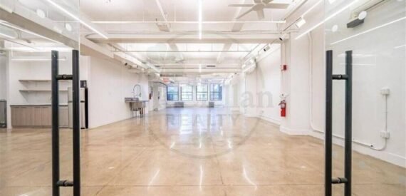 Vacant Office Suite Available: STE 1105 (Midtown)