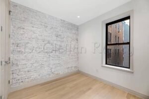 Gut Renovated Large 6 Bedroom Duplex w/ 4 Full Bathrooms and Washer (Greenwich Village)