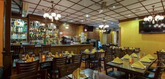 Vented/Equiped Restaurant for Lease 212 E. 34th St. near 3rd Avenue an (Midtown East)