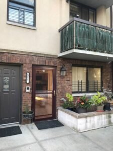 Nice apartment avaialble, 2nd floor (Maspeth)
