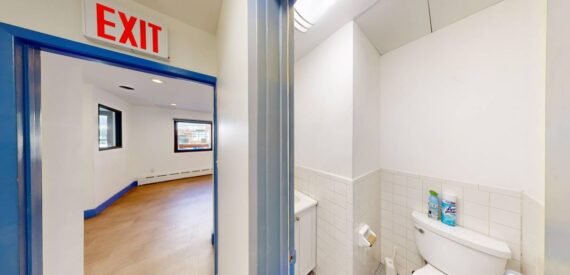 Storefront / retail / office space for rent in prime Greenpoint (Brooklyn)