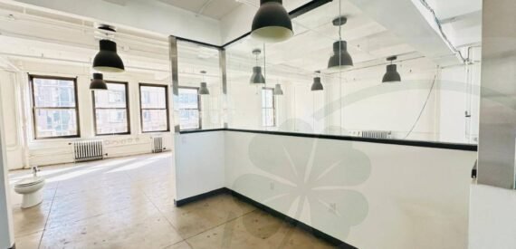 Half Floor Loft Office, Creative Light manufacturing. (Midtown West)