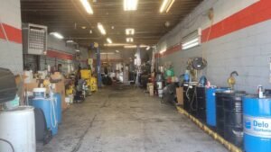 Warehouse*Developement*Investment Property*Parking*Can Deliver Vacant (Scholes St, Williamsburg, Brooklyn)