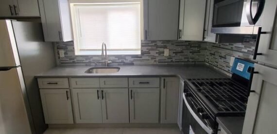 Renovated 3-Bedroom Apartment | Tenant Pays Electric &amp; Gas (Canarsie)