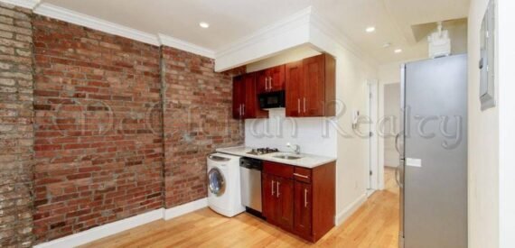 Gut Renovated 2 Bedroom with Washer Dryer in unit (East Village)
