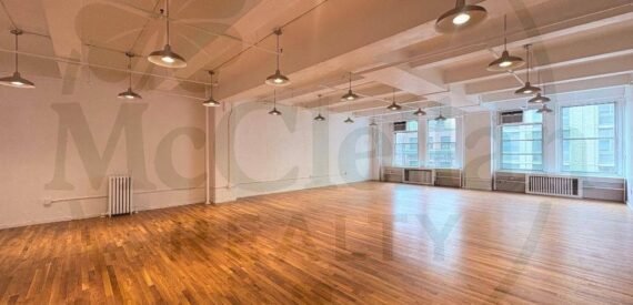 Wide Office Loft, Hardwood Floor, Nice Aesthetic (Midtown West)