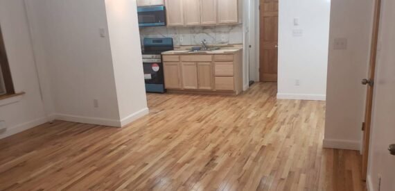 2BR – Fully Renovated Sunlit Apartment | Tenant Pays Electric &amp; Gas (Rutland Rd)