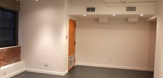 OFFICE, ART, MASSAGE, ESTHETICS, TATTOO STUDIO B6 (Greenpoint Brooklyn)