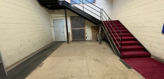 3,000 SF of Industrial Space Available FOR LEASE