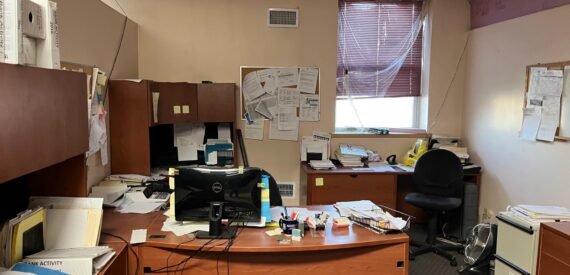 3,000 SF of Industrial Space Available FOR LEASE