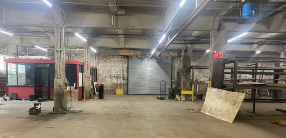 3,000 SF of Industrial Space Available FOR LEASE