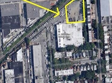 23,000 SF of Commercial Land FOR LEASE