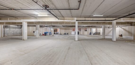 Office/Retail Space with Outdoor Area–Build-to-Suit Opportunity