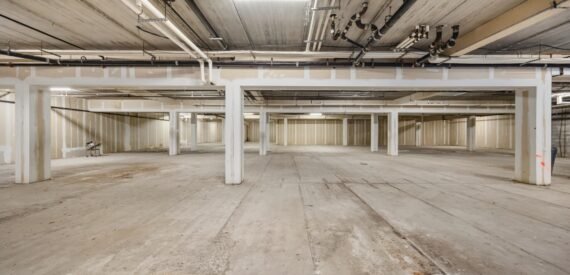 Office/Retail Space with Outdoor Area–Build-to-Suit Opportunity