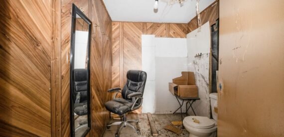Prime Vacant Commercial Property