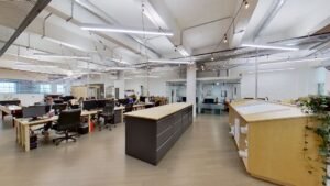 Expansive Open Layout with Optimal Column Spacing