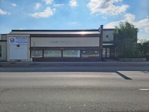 ±7,500 SF Modern 1-Story Building on ±22,000 SF Lot FOR LEASE