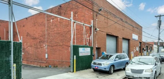 8,500 SF of Industrial Space FOR LEASE