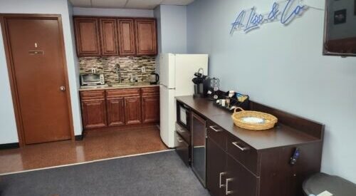 8,920 Square Foot Building FOR SALE OR LEASE