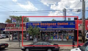 4,000 SF of Retail Space Available FOR LEASE