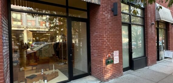 900 &#8211; 1,900 SF of Retail Space FOR RENT